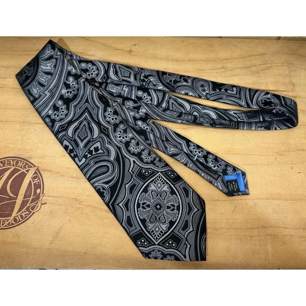 Bugatti Mens‎ Paisley Pattern Necktie Black Silver Elegant Formal